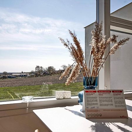2 Person Holiday Home In Allinge エクステリア 写真
